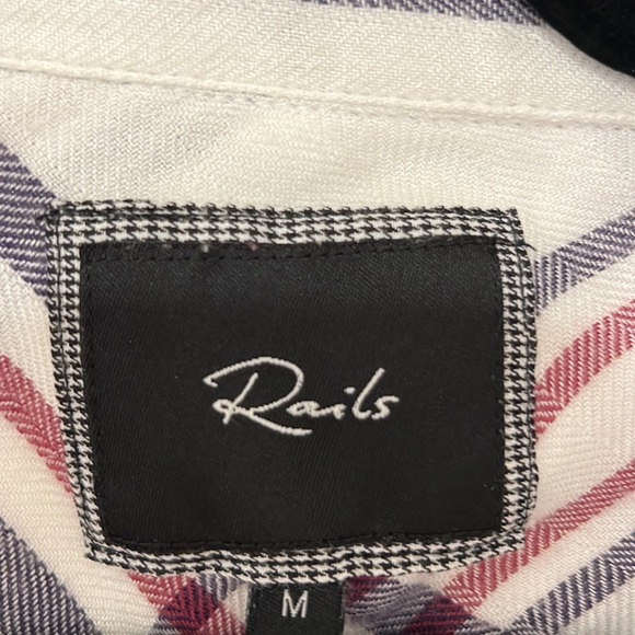 RAILS Softest Flannel Button Down Size Medium - Picture 3 of 7